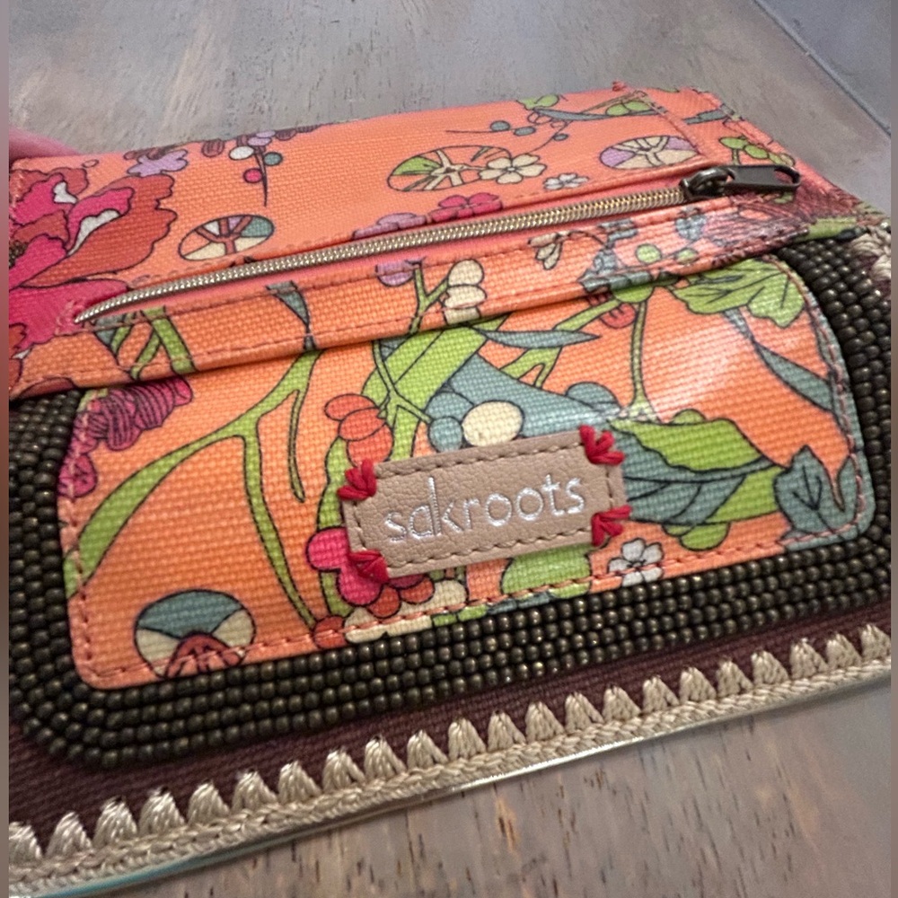 NWOT Sakroots Women's Vibrant Floral Trifold Wallet - Orange, Pink, Green - Picture 7 of 9